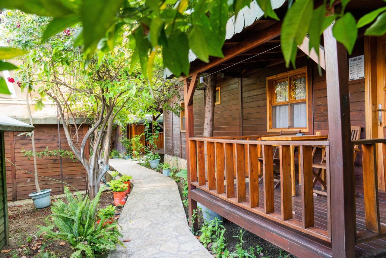 Ikiz Pension Bungalow Çıralı Esterno foto